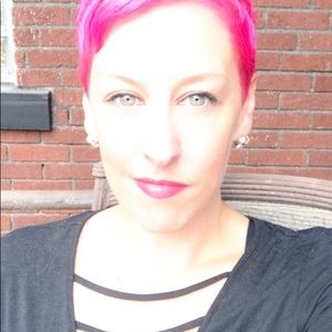 Meet your Posher, Deb